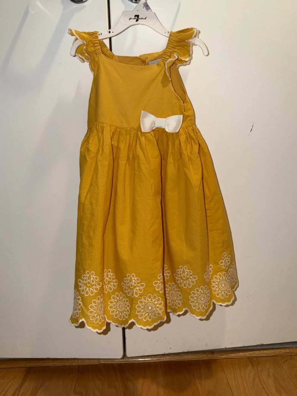 Tahari Girls Cut-Out Mustard Dress y.